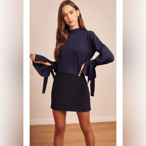 Finders Keepers Sweaters - Finders Keepers Navy Explore knit Crop Sweater w/wrist ties!